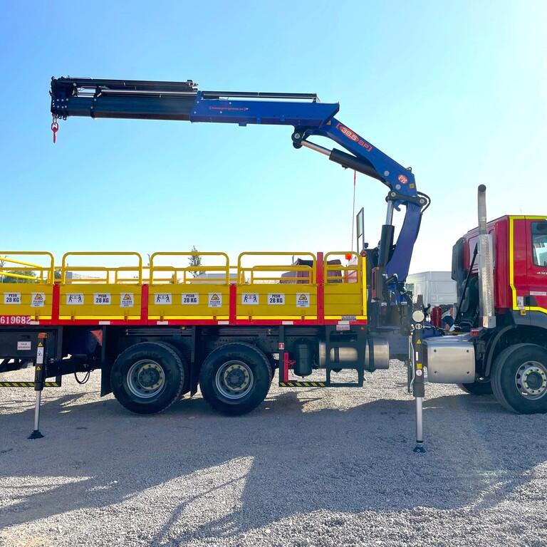 CAMION PLUMA 6 TON-DAF-CF FAT 430 GRU PM 32525 MIN